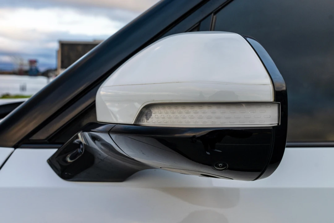 2022 Rivian R1T - Image 13 of 31