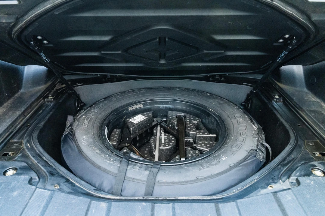 2022 Rivian R1T - Image 22 of 31