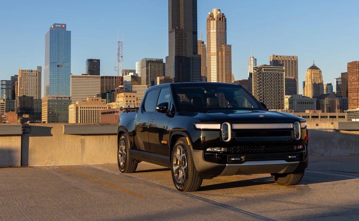 2022 Rivian R1T - Image 17 of 31