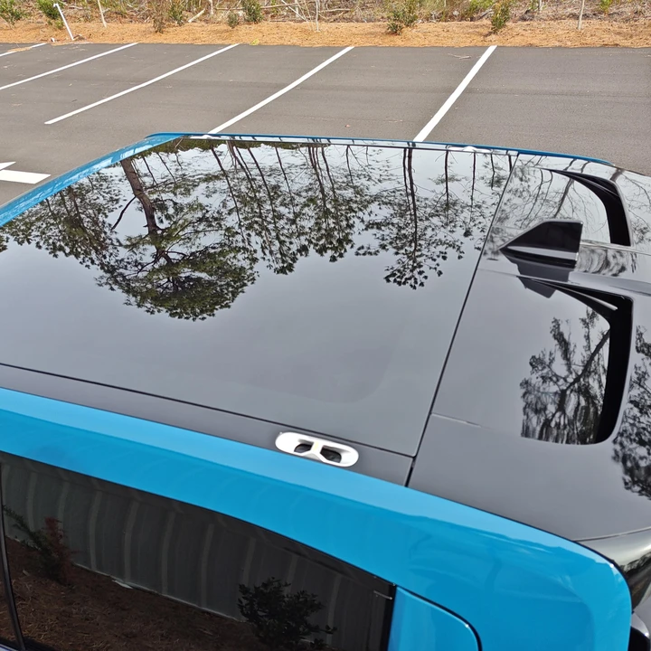 2022 Rivian R1T - Image 16 of 31