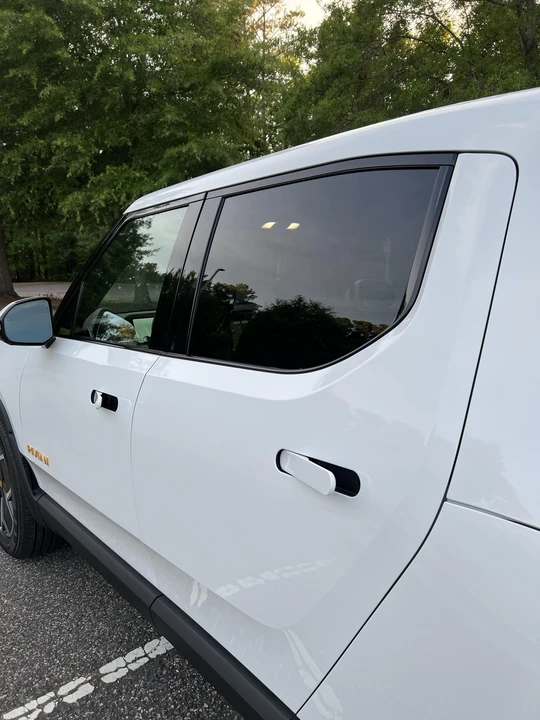 2022 Rivian R1T - Image 22 of 31