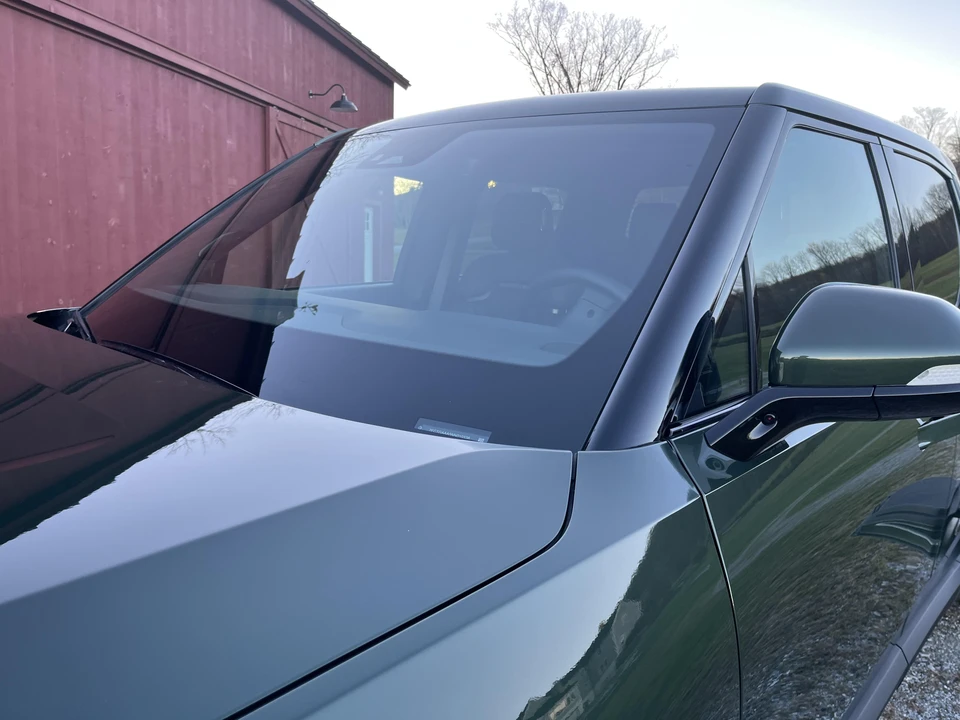 2022 Rivian R1T - Image 25 of 31