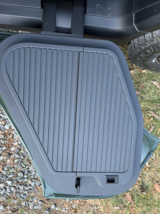 2022 Rivian R1T - Image 28 of 31