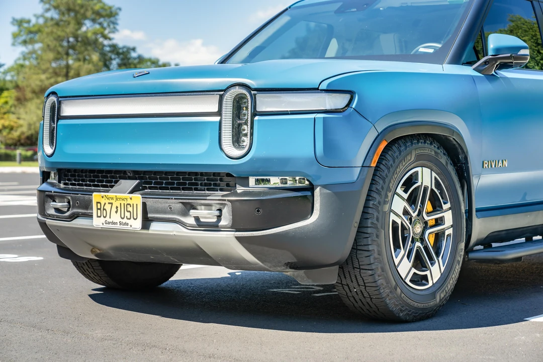 2022 Rivian R1T - Image 16 of 31