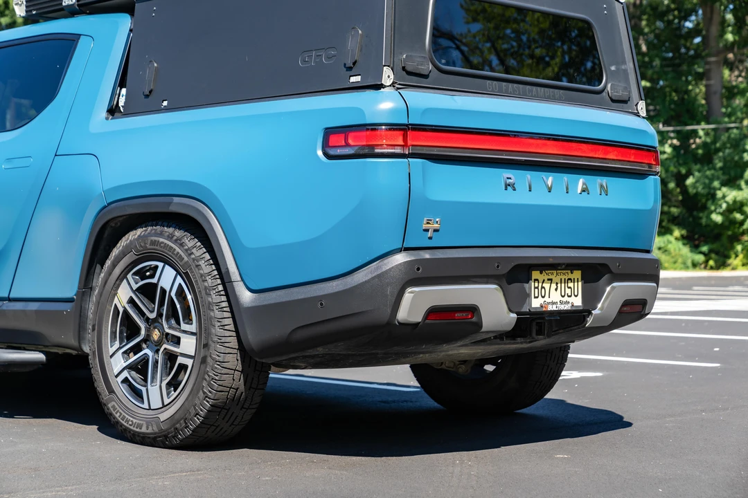 2022 Rivian R1T - Image 28 of 31