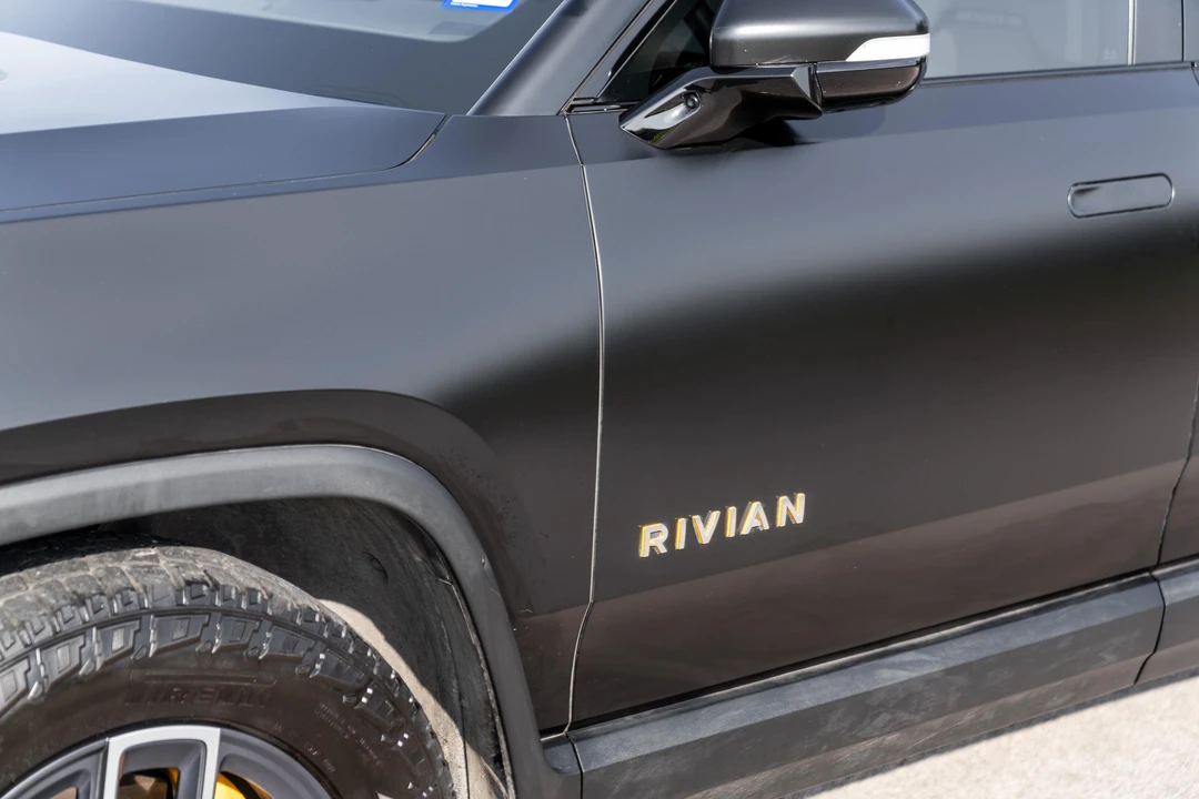2022 Rivian R1T - Image 20 of 31