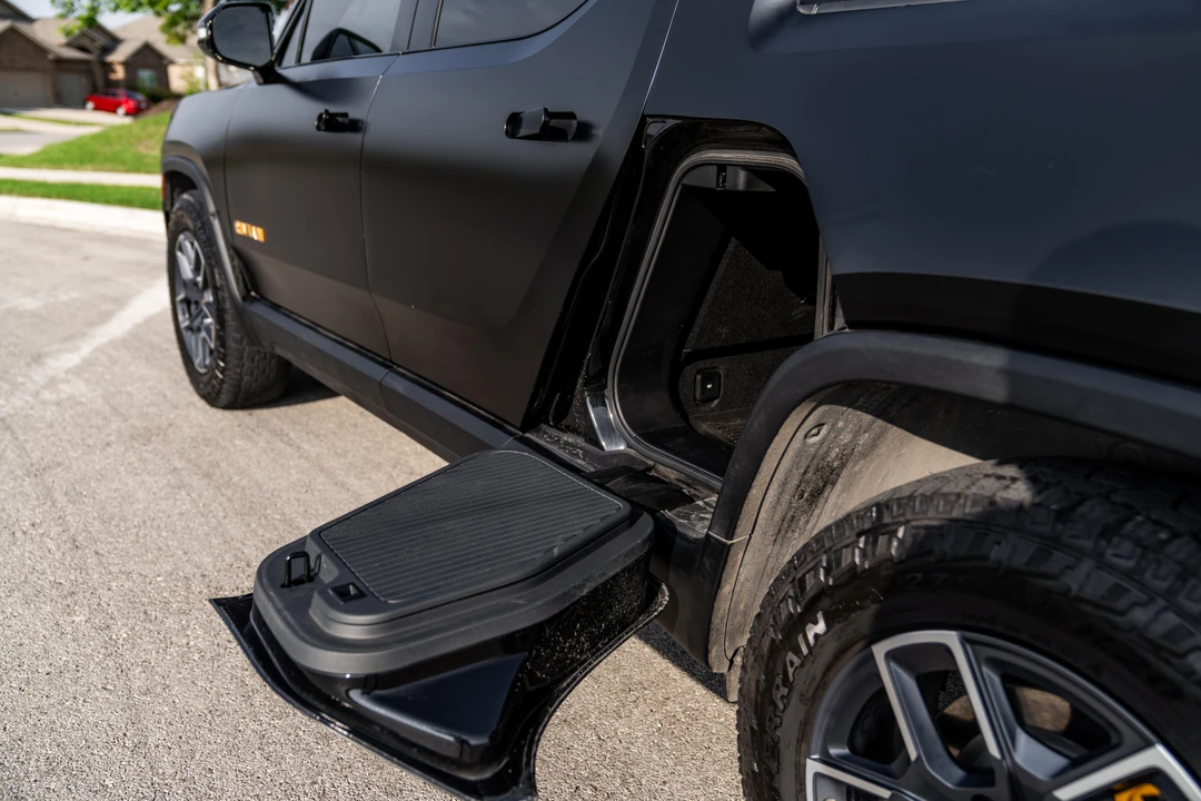 2022 Rivian R1T - Image 28 of 31