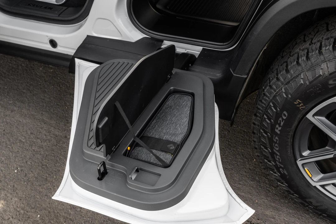 2022 Rivian R1T - Image 21 of 31