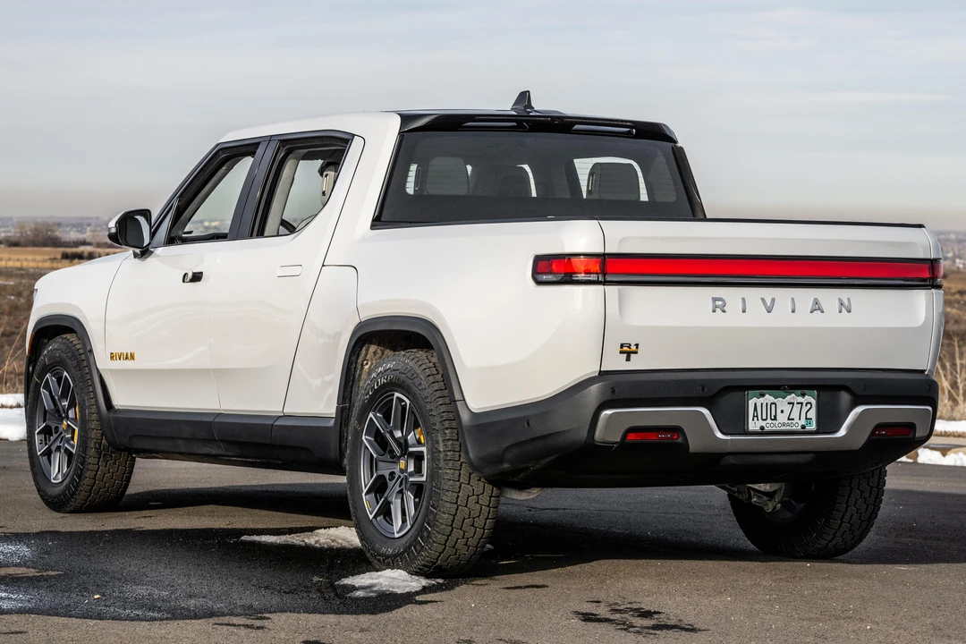2022 Rivian R1T - Image 4 of 31