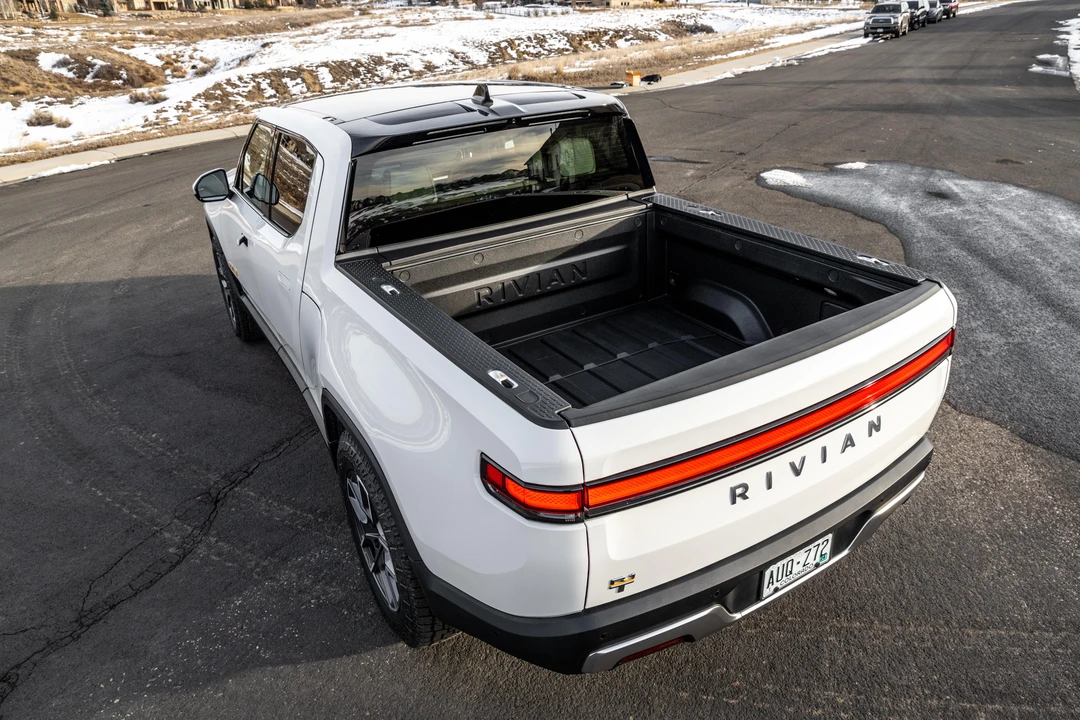 2022 Rivian R1T - Image 9 of 31