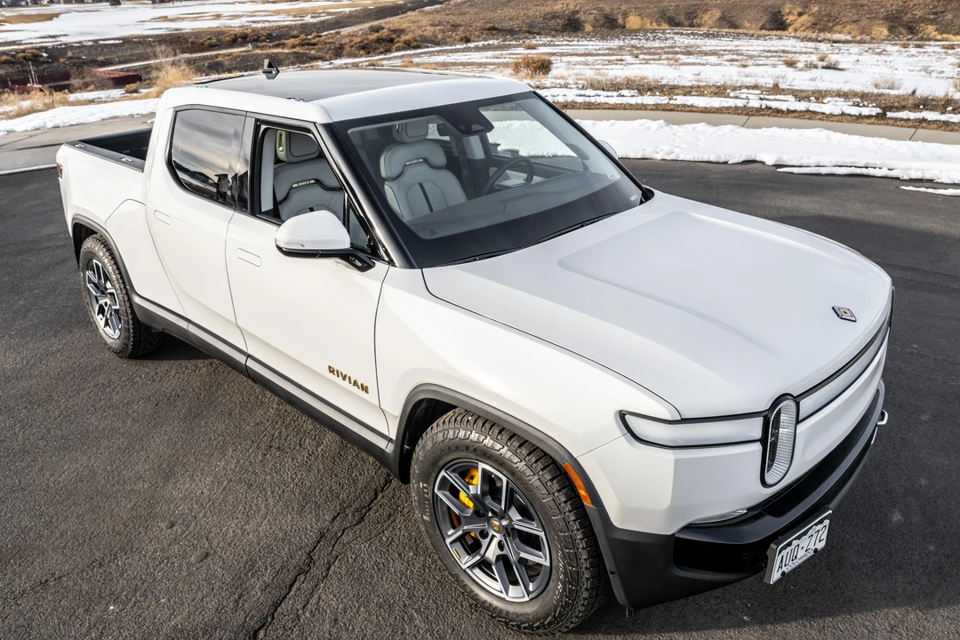 2022 Rivian R1T - Image 12 of 31