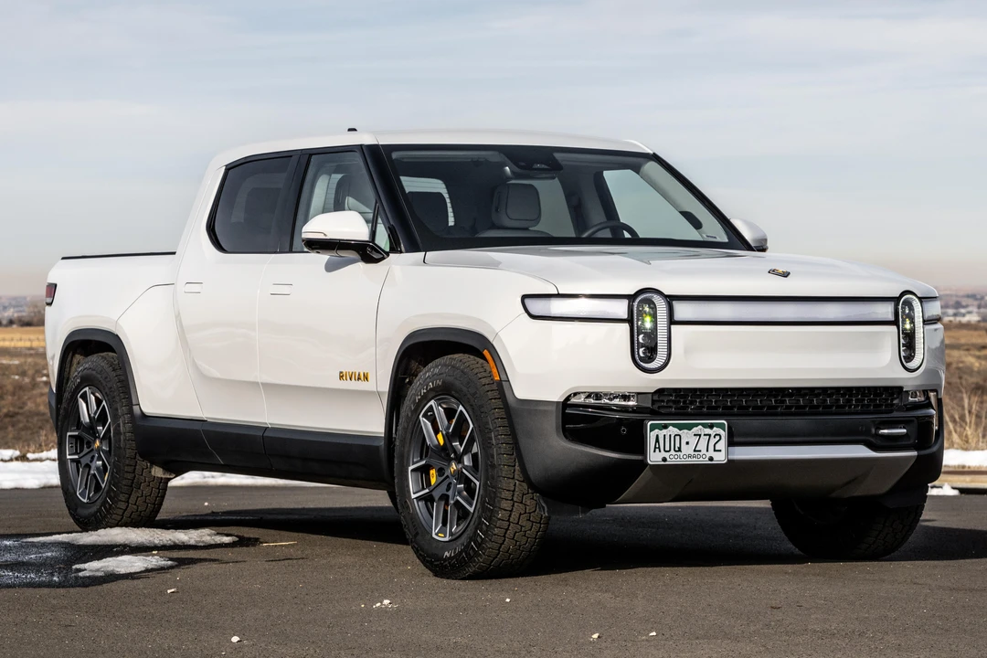 2022 Rivian R1T - Image 13 of 31