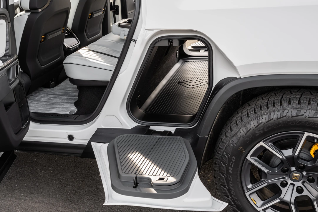 2022 Rivian R1T - Image 20 of 31