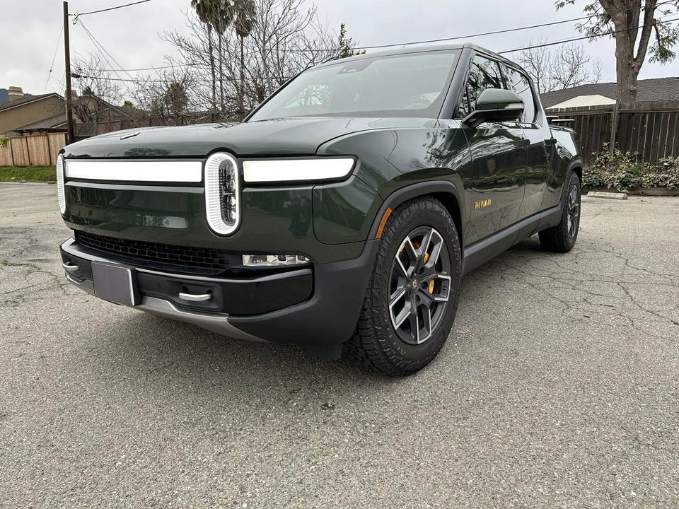 2022 Rivian R1T - Image 6 of 31