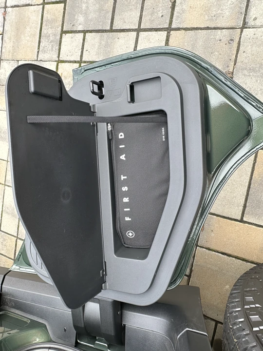 2022 Rivian R1T - Image 23 of 31