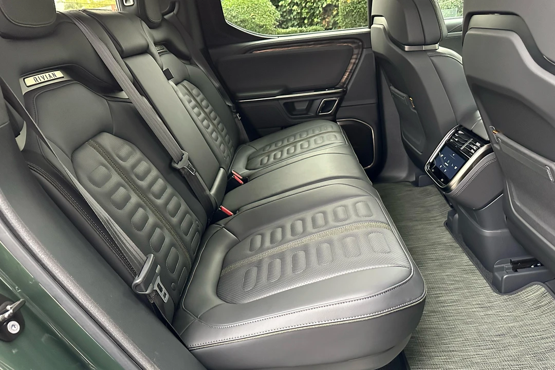 2022 Rivian R1T - Image 31 of 31