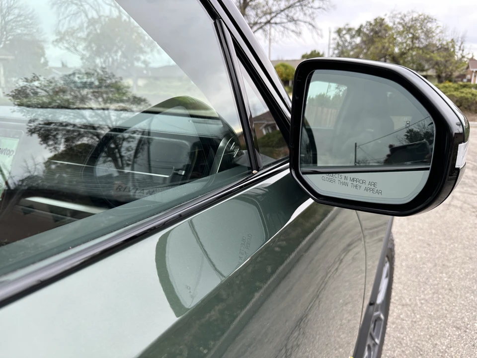 2022 Rivian R1T - Image 24 of 31