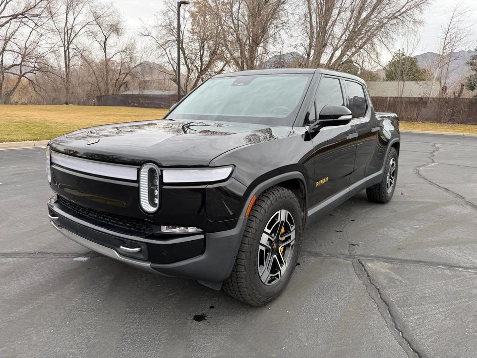 2022 Rivian R1T - Image 11 of 31