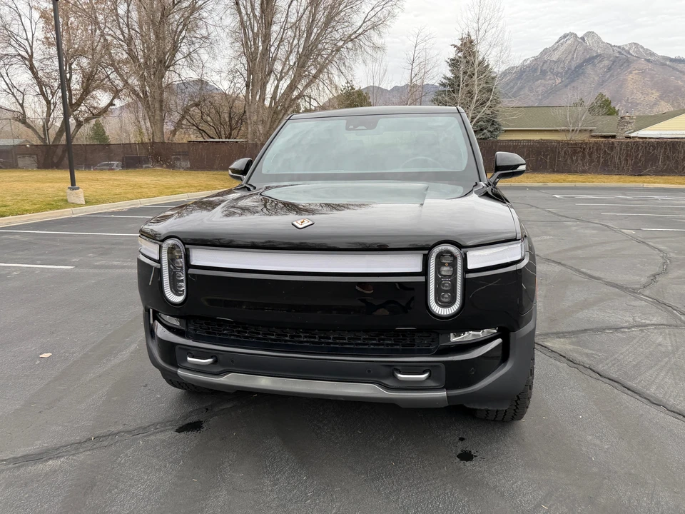 2022 Rivian R1T - Image 7 of 31