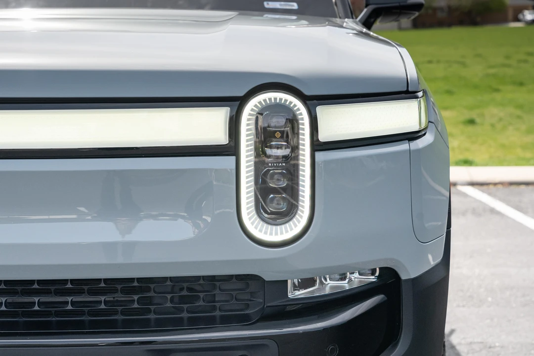 2022 Rivian R1T - Image 16 of 31