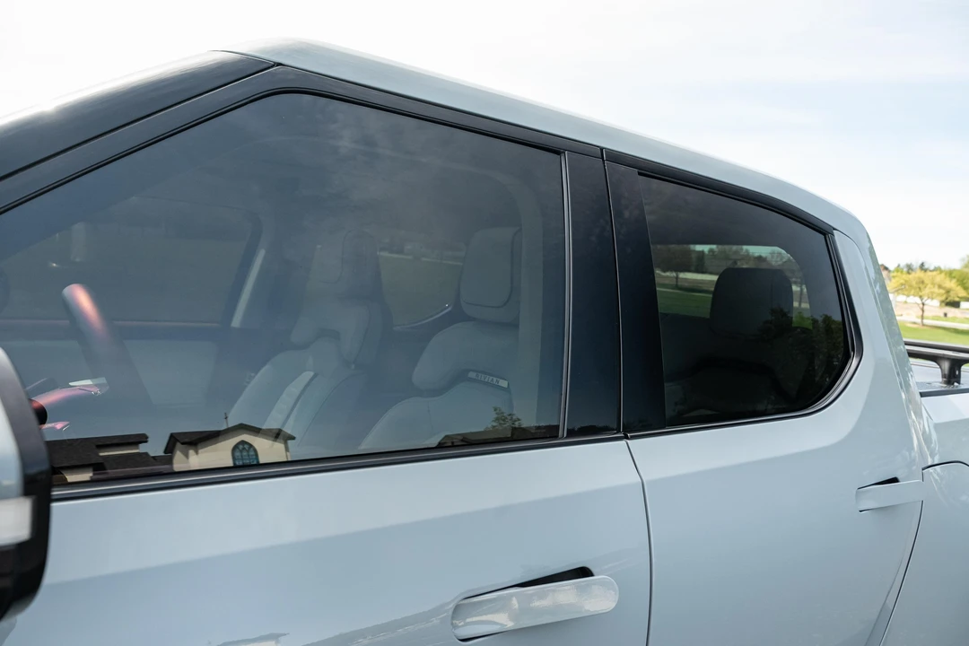 2022 Rivian R1T - Image 22 of 31