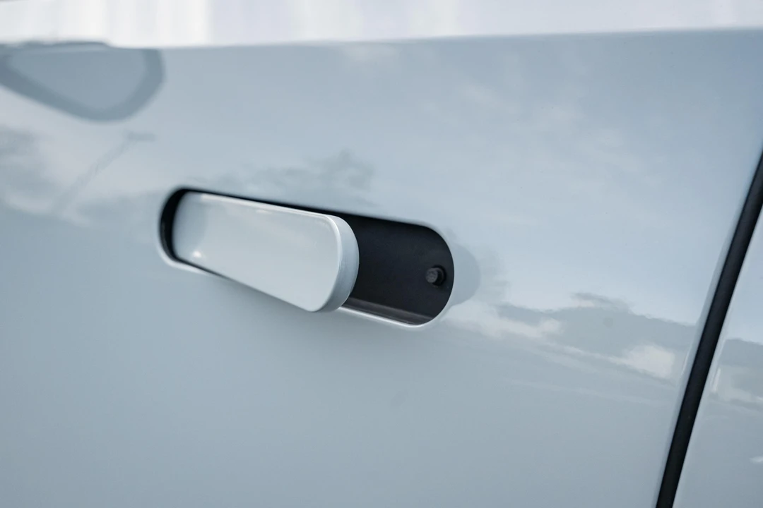 2022 Rivian R1T - Image 23 of 31