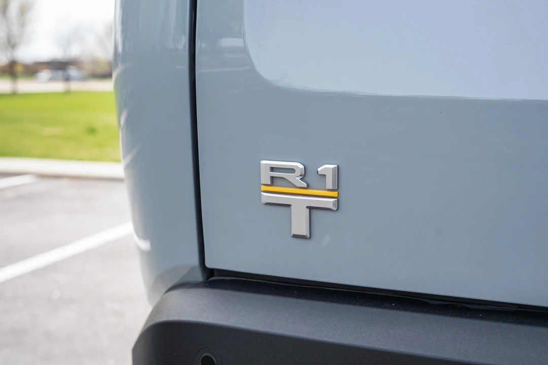 2022 Rivian R1T - Image 30 of 31