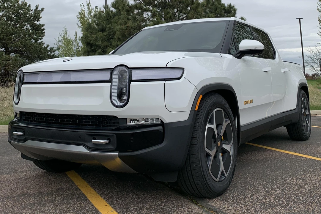 2022 Rivian R1T - Image 6 of 31