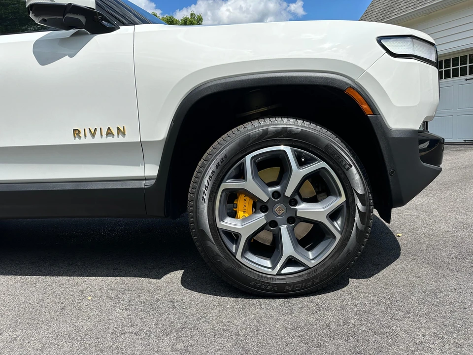 2022 Rivian R1T - Image 28 of 31