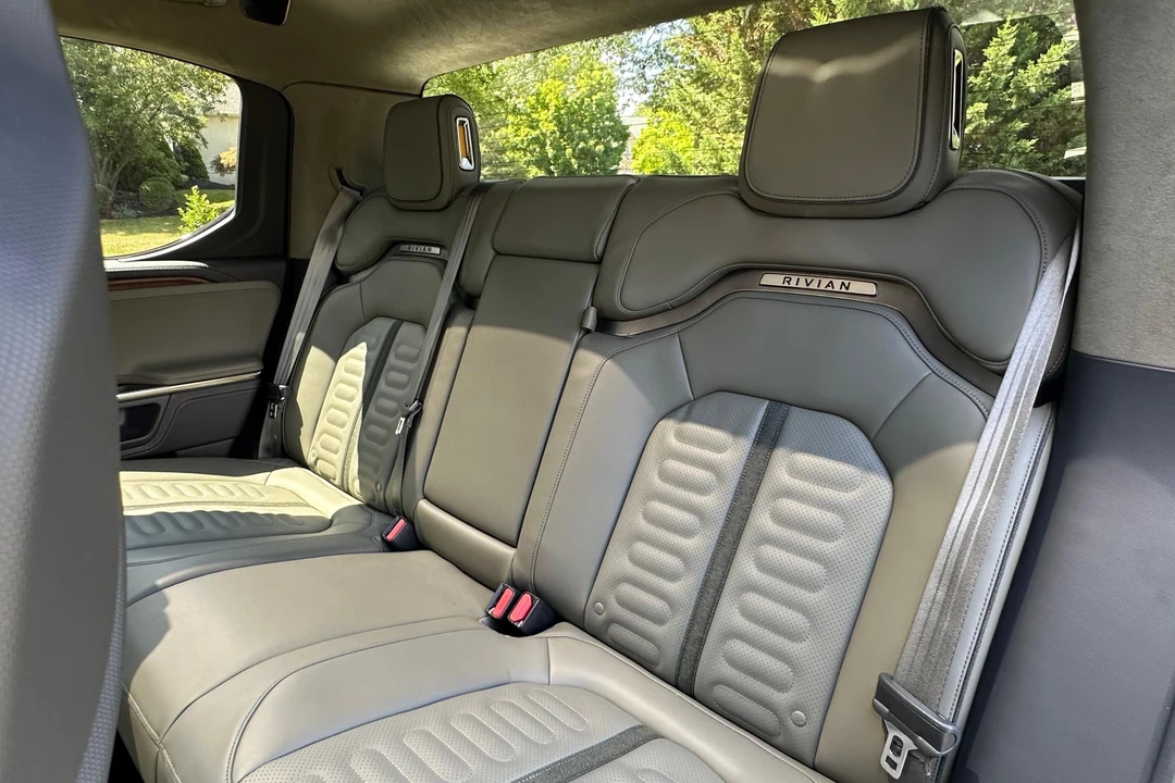 2022 Rivian R1T - Image 31 of 31