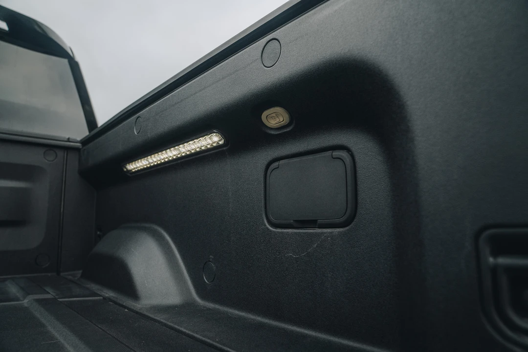 2022 Rivian R1T - Image 31 of 31