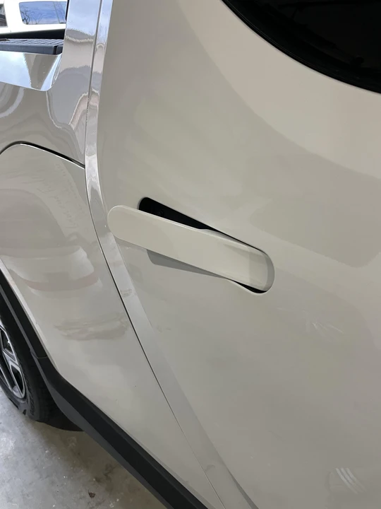 2022 Rivian R1T - Image 24 of 31