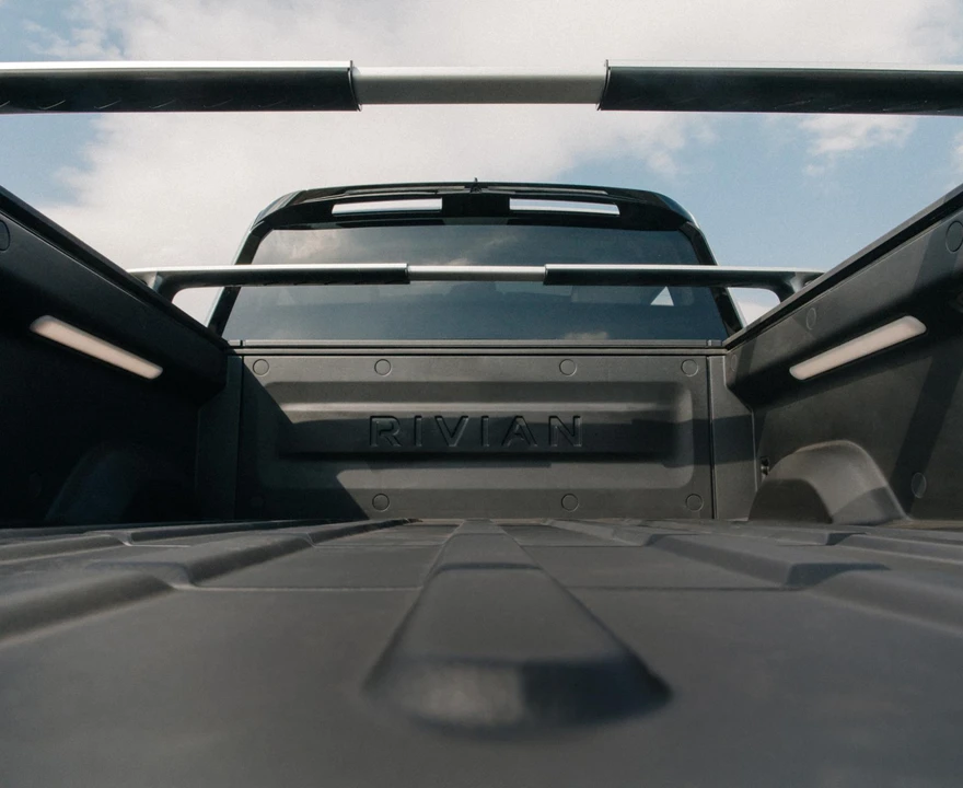 2022 Rivian R1T - Image 19 of 31
