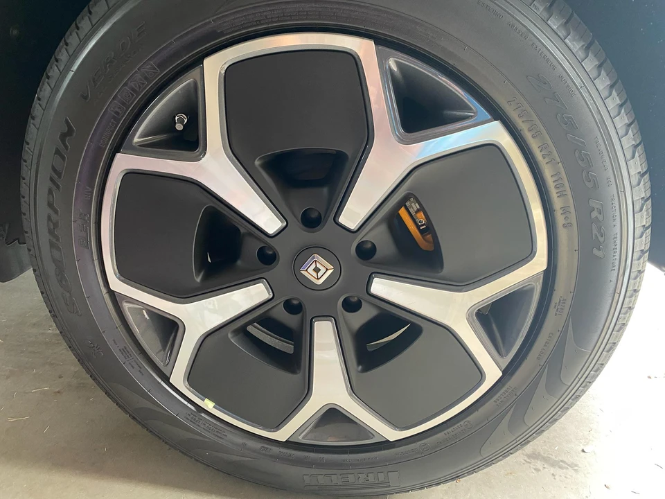 2022 Rivian R1T - Image 29 of 31