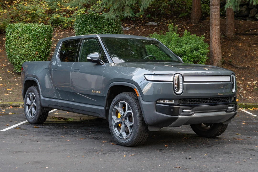 2022 Rivian R1T - Image 9 of 31