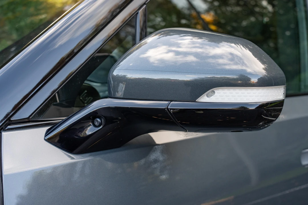 2022 Rivian R1T - Image 25 of 31