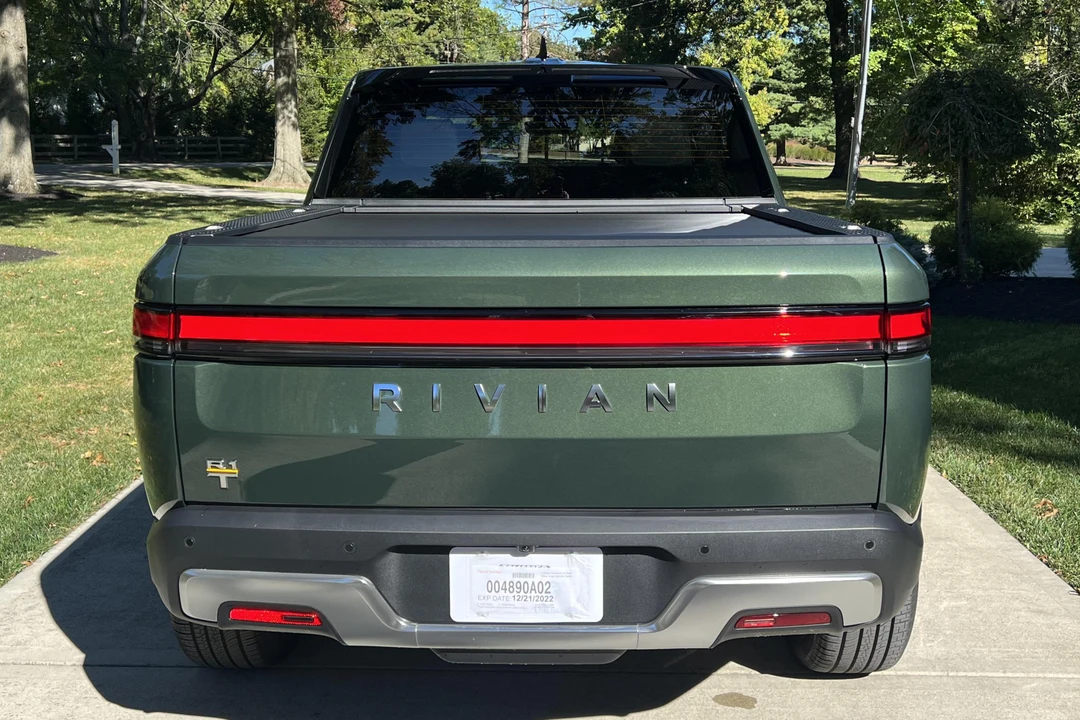 2022 Rivian R1T - Image 5 of 31
