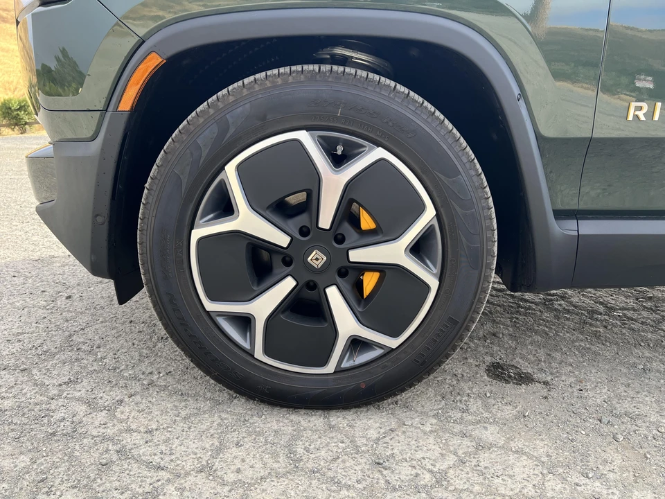 2022 Rivian R1T - Image 28 of 31