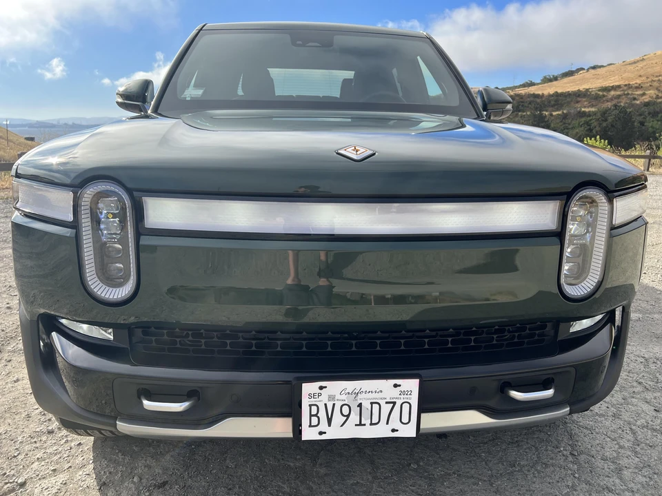 2022 Rivian R1T - Image 7 of 31