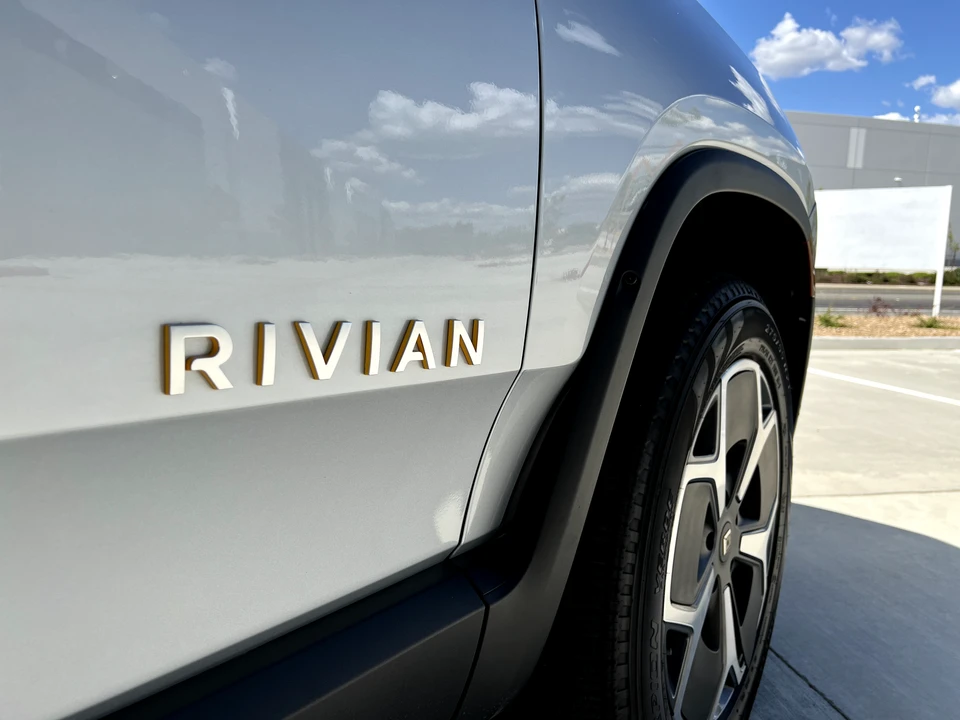 2022 Rivian R1T - Image 22 of 31
