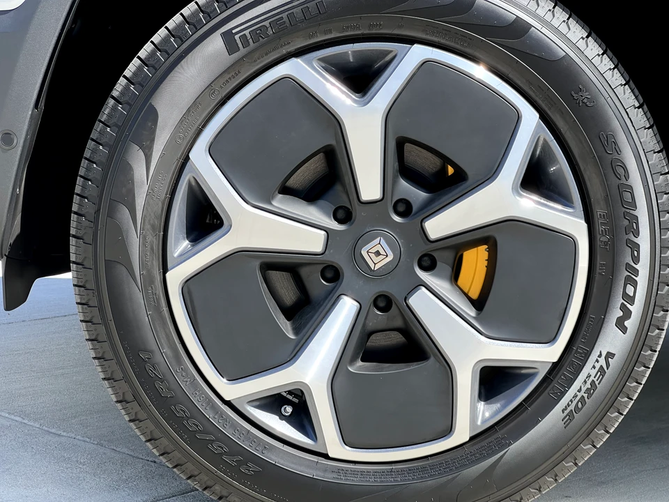 2022 Rivian R1T - Image 23 of 31