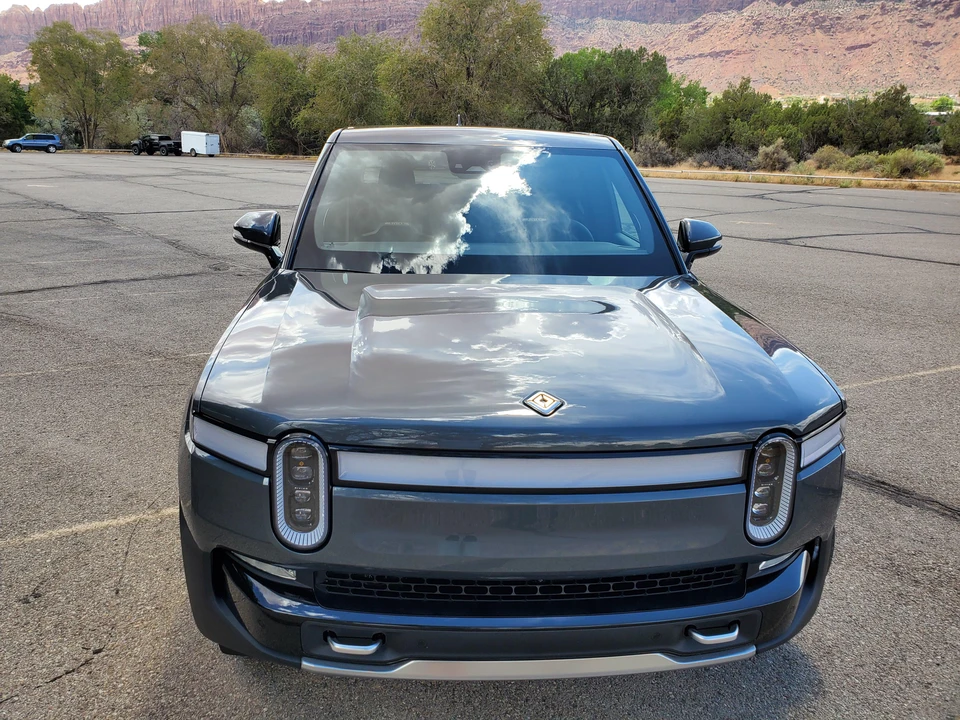 2022 Rivian R1T - Image 6 of 31