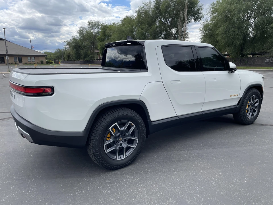 2022 Rivian R1T - Image 26 of 31