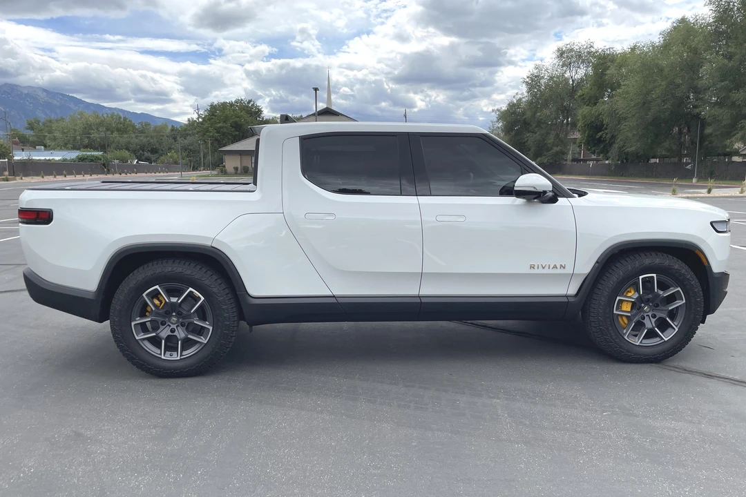 2022 Rivian R1T - Image 3 of 31