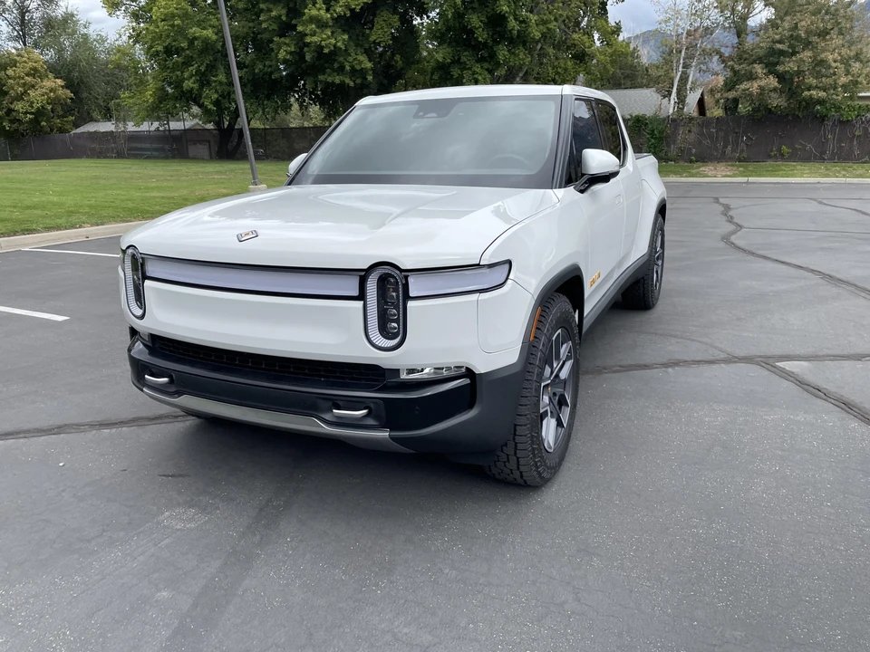 2022 Rivian R1T - Image 9 of 31