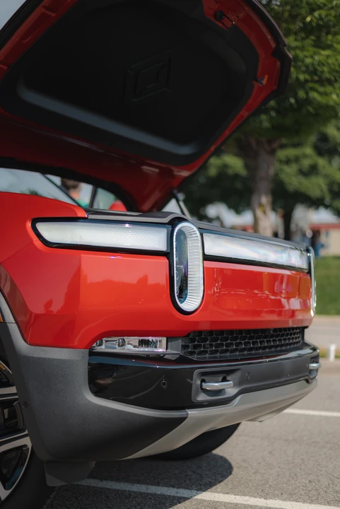 2022 Rivian R1T - Image 19 of 31