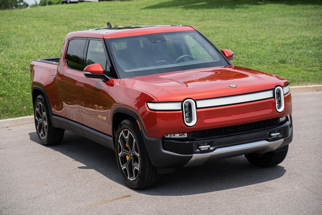 2022 Rivian R1T - Image 17 of 31
