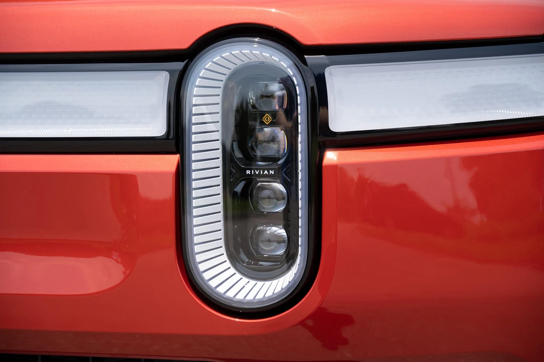 2022 Rivian R1T - Image 31 of 31