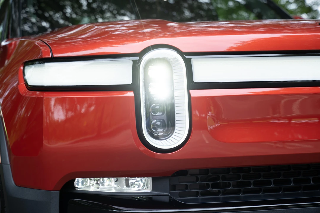 2022 Rivian R1T - Image 23 of 31