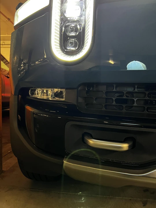 2022 Rivian R1T - Image 13 of 31